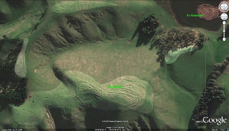 Aerial of Oueroa pa and te Rotokare lake valley.